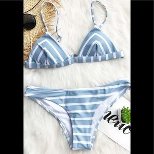 Cupshe blue & white stripped bikini